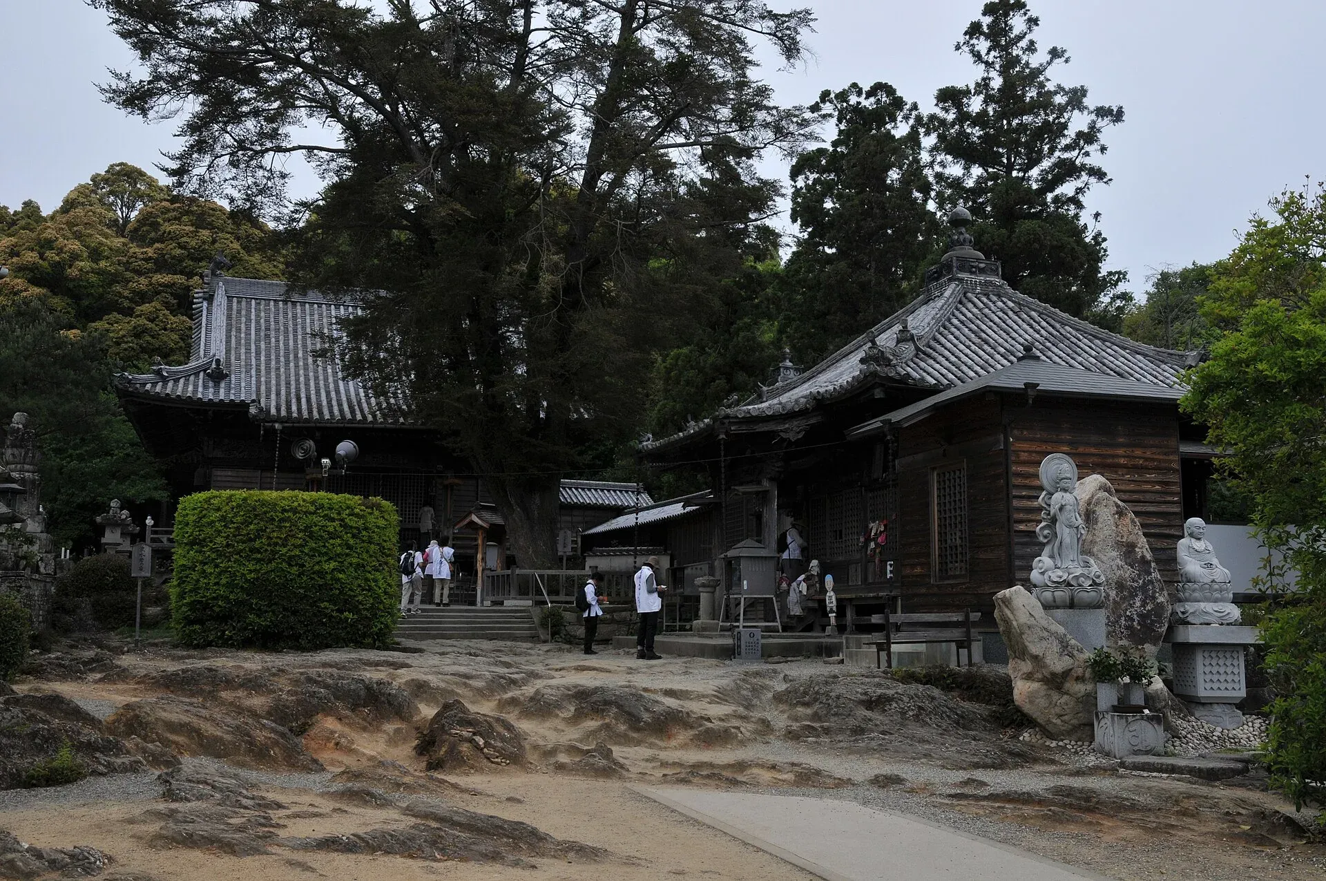 第14番 盛寿山 延命院 常楽寺 境内