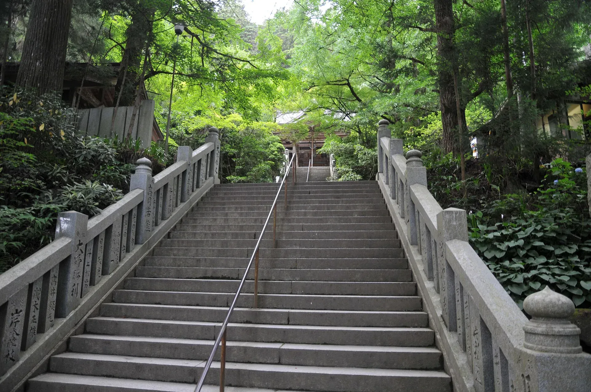 第44番 菅生山 大覚院 大宝寺 境内