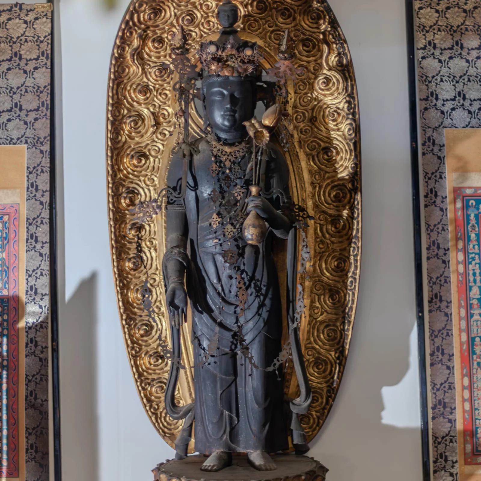 平等寺 持仏堂の十一面観音立像