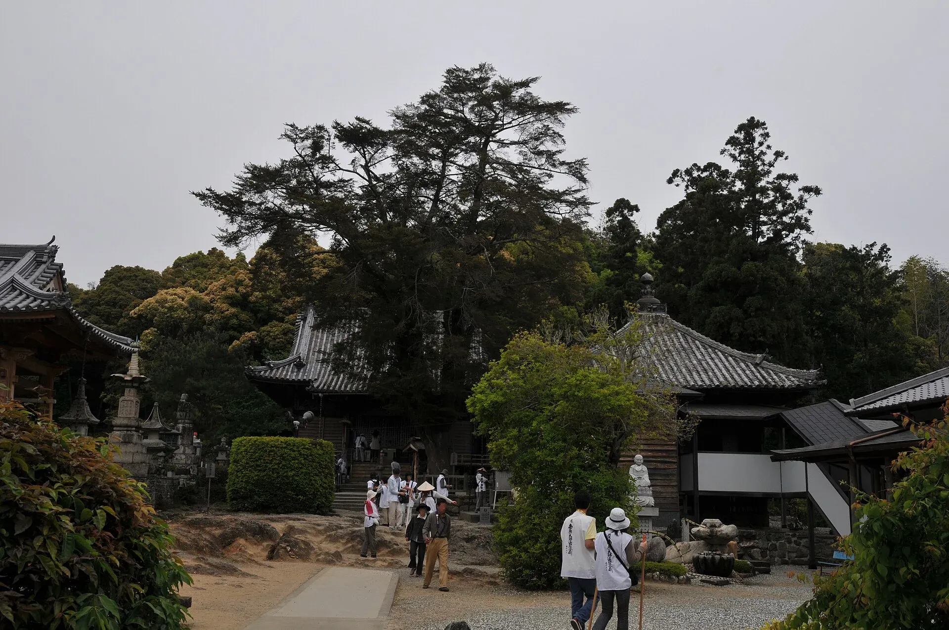 第14番 盛寿山 延命院 常楽寺 境内