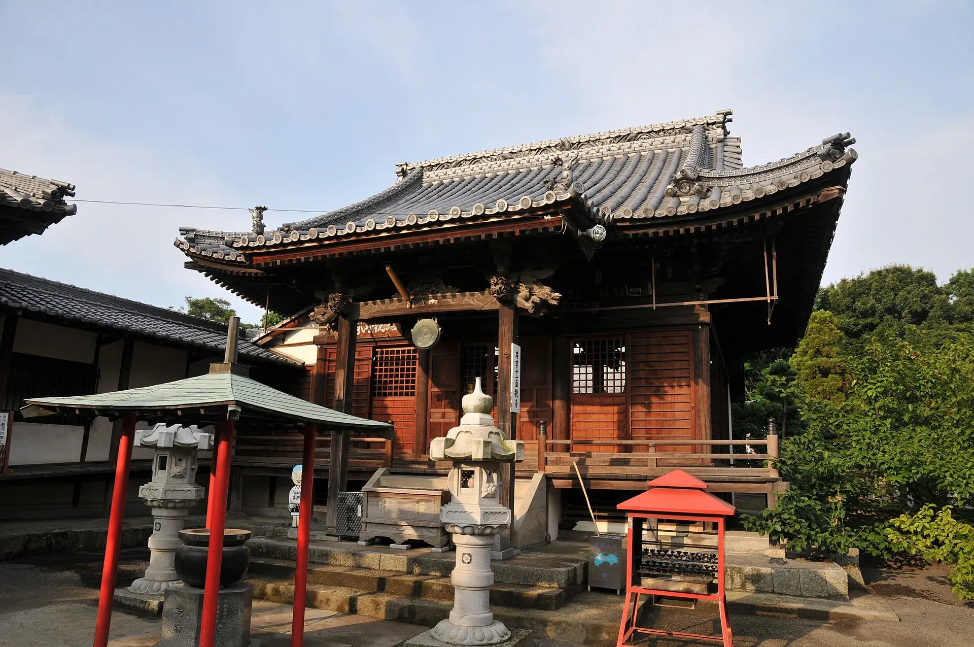 第79番 金華山 高照院 天皇寺 境内