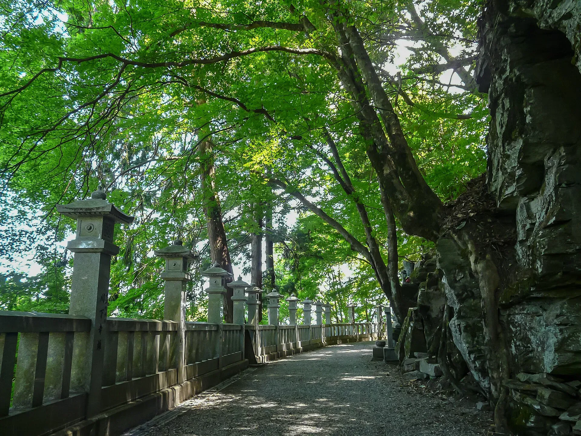 第12番 摩廬山 正寿院 焼山寺 境内