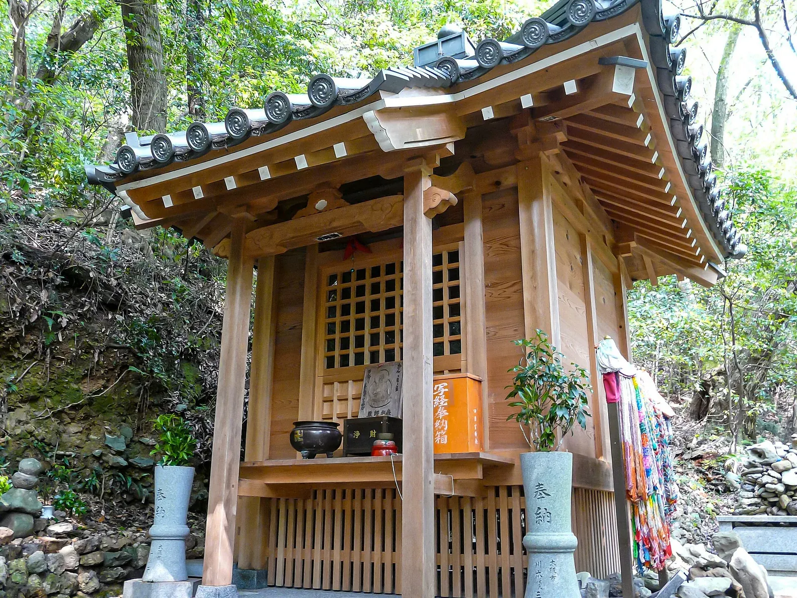 第28番 法界山 高照院 大日寺 薬師堂（爪彫薬師・奥の院）