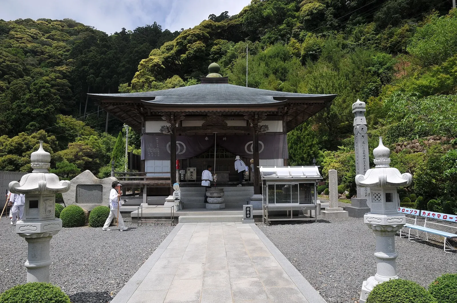 第27番 竹林山 地蔵院 神峯寺 大師堂