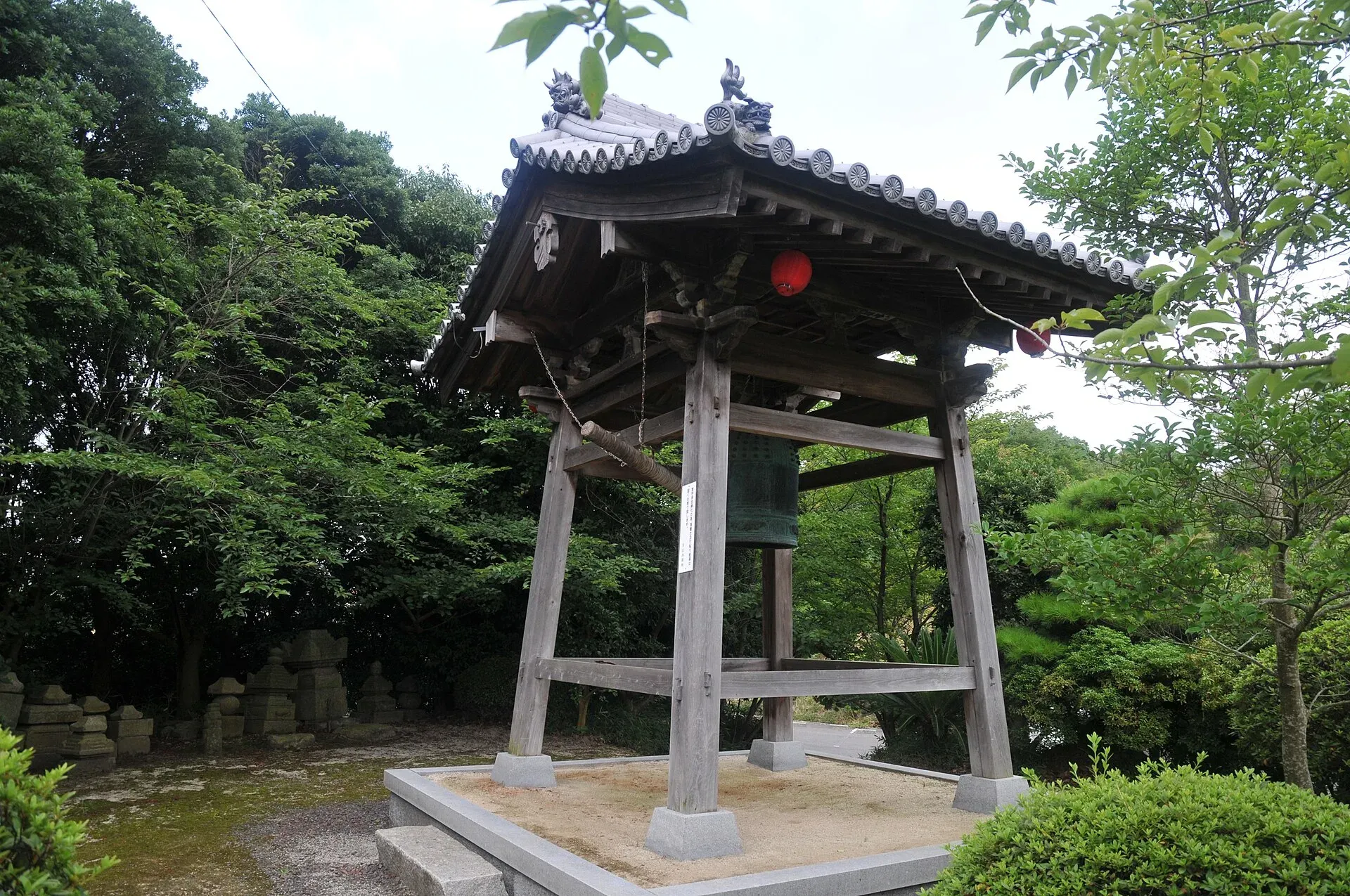 第54番 近見山 宝鐘院 延命寺 境内