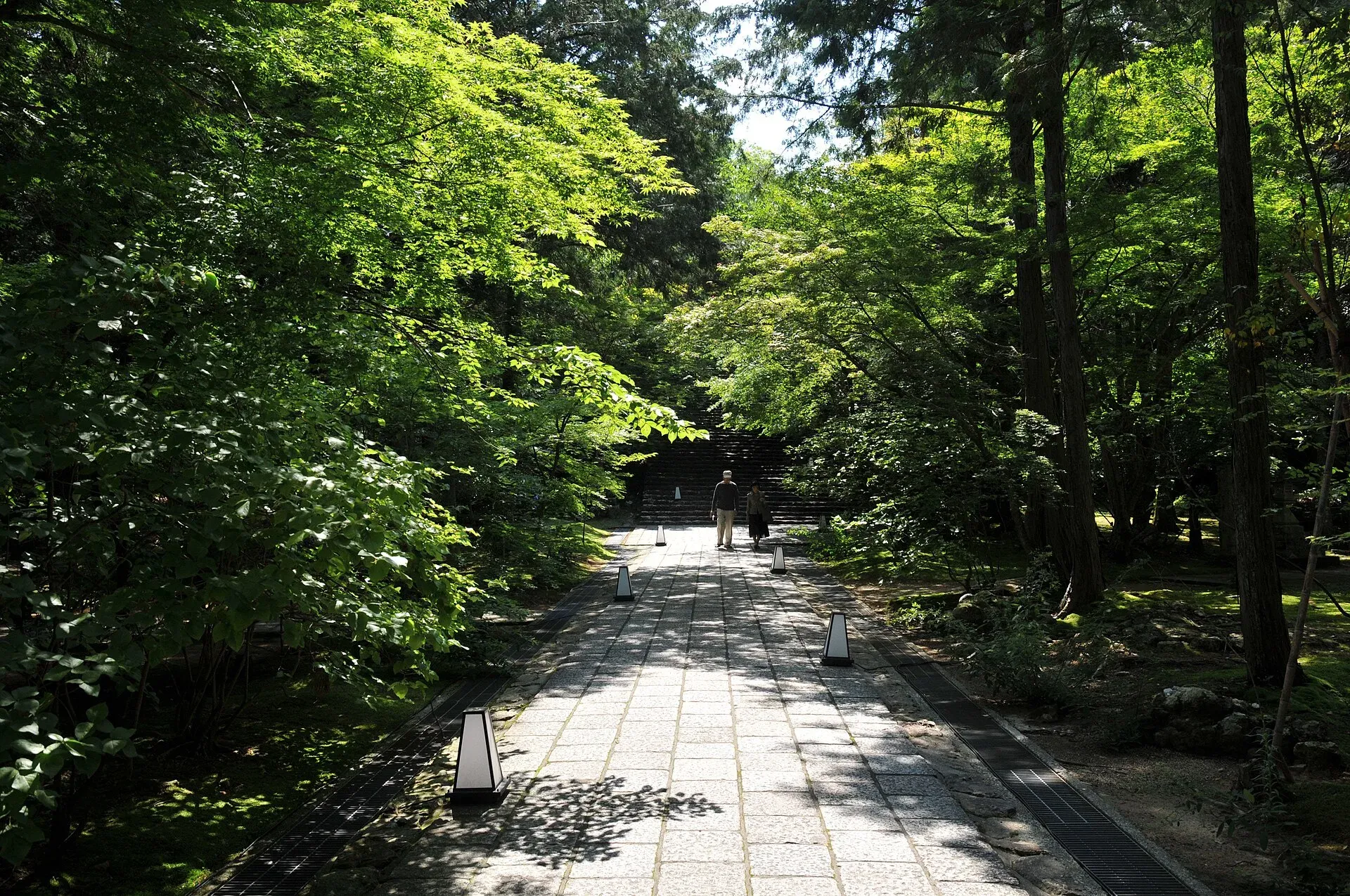 第31番 五台山 金色院 竹林寺 境内