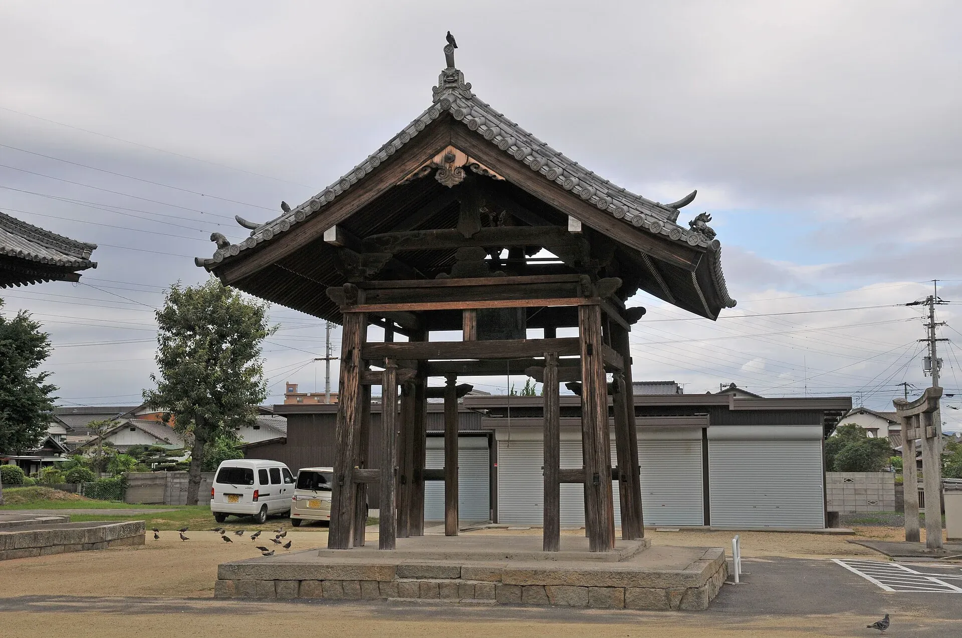 第77番 桑多山 明王院 道隆寺 境内