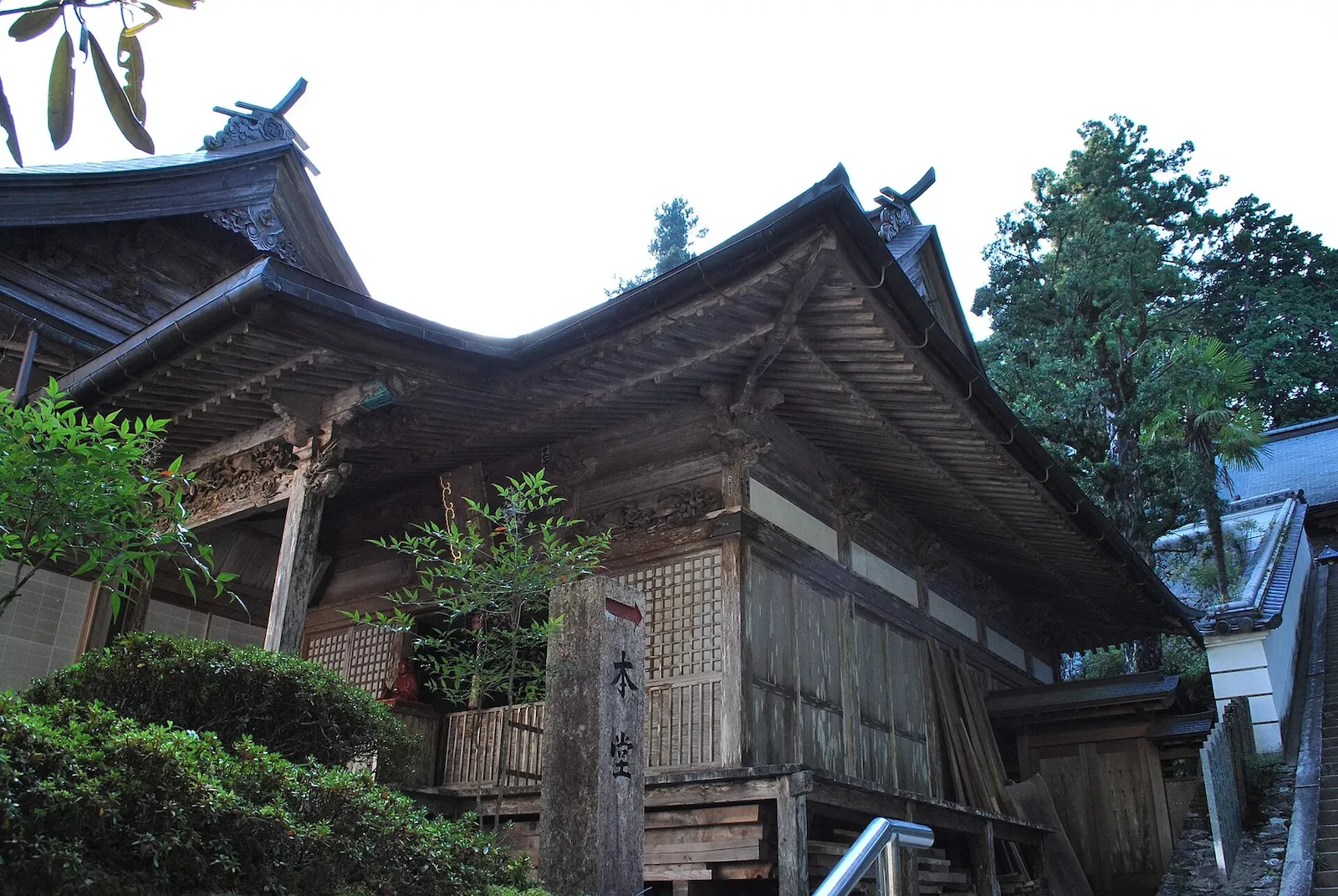 第20番 霊鷲山 宝珠院 鶴林寺 護摩堂