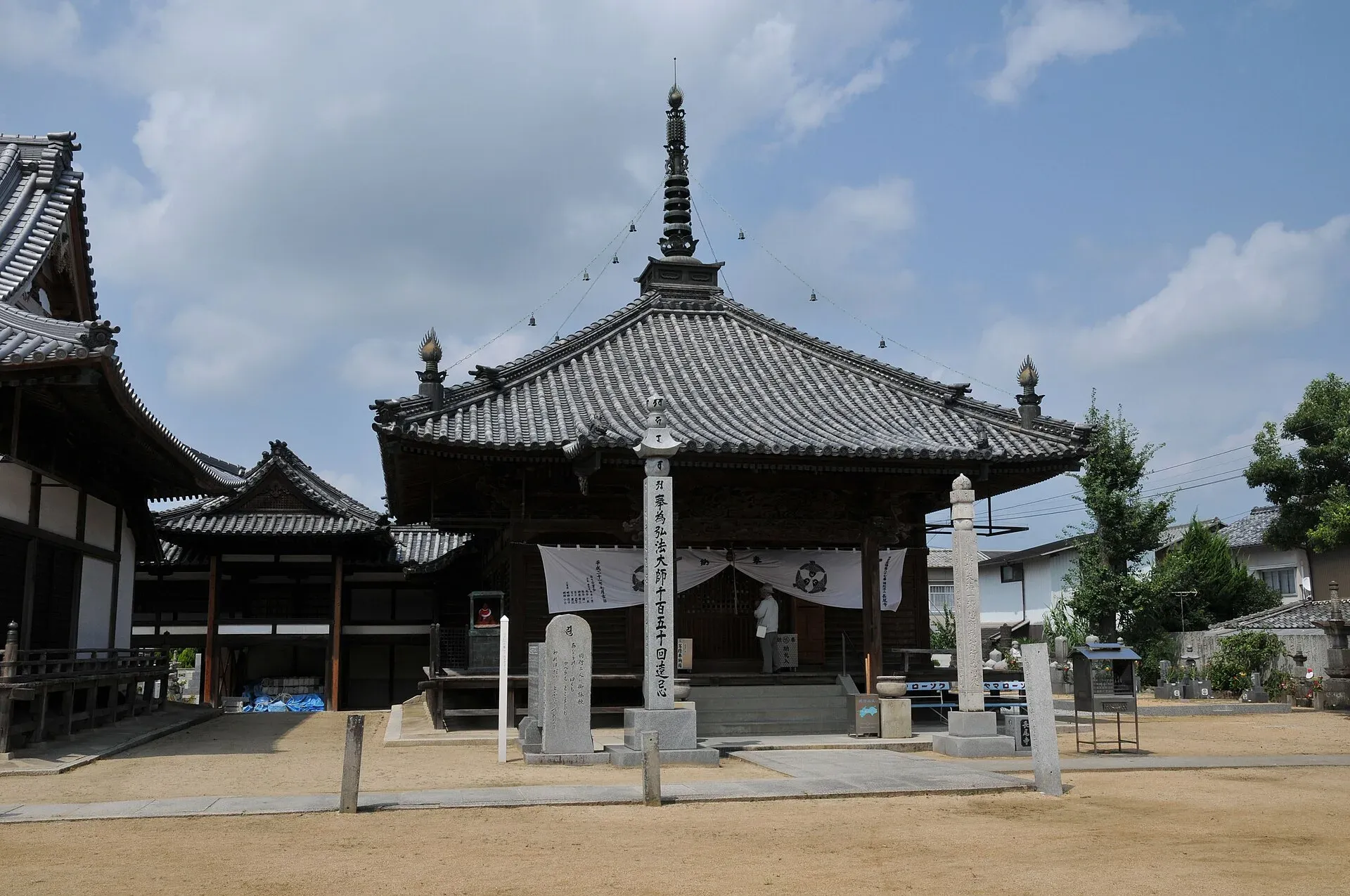 第87番 補陀落山 観音院 長尾寺 境内