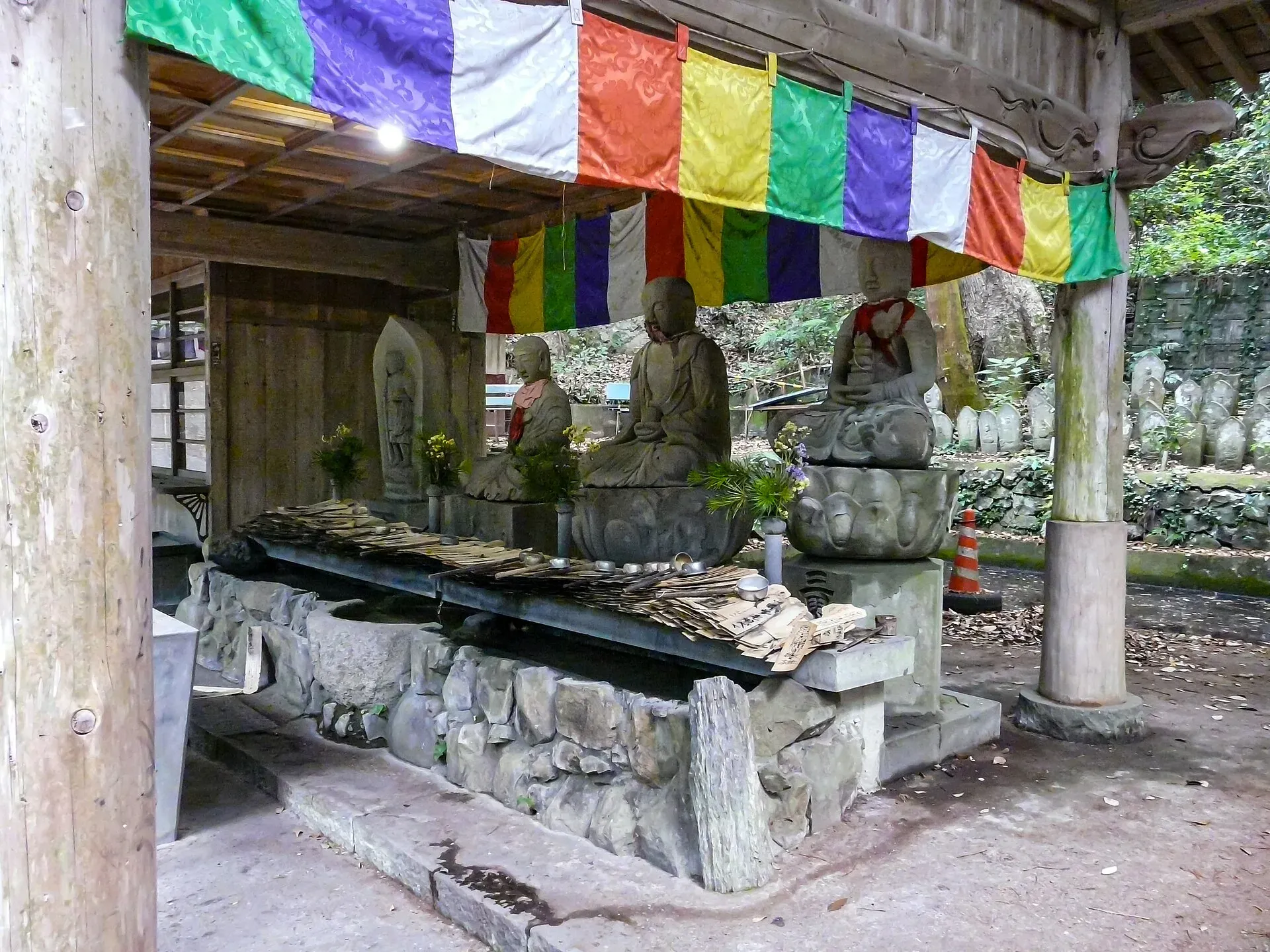 第10番 得度山 灌頂院 切幡寺 境内