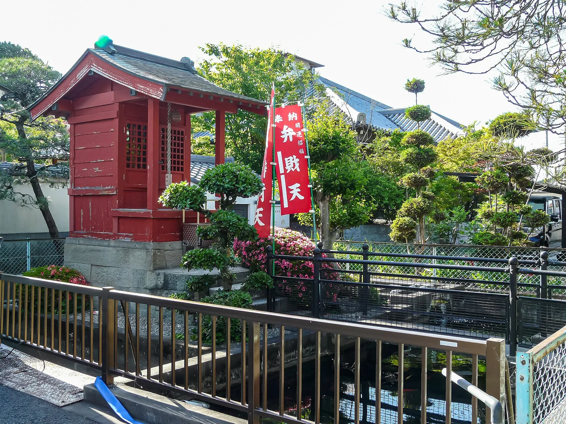 第17番 瑠璃山 真福院 井戸寺 境内